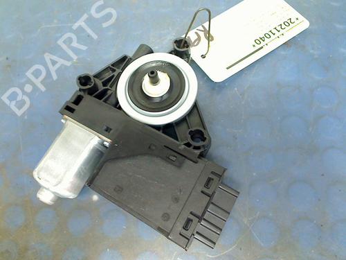 Right rear window motor VOLVO XC60 II (246) T5 | BP37201294E22 - Image 4