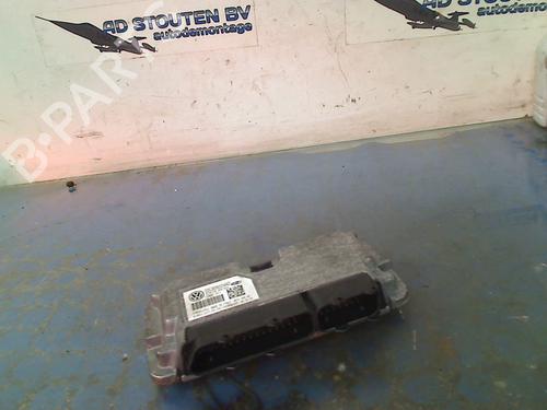 Used Engine control unit (ECU) VW POLO (9N_, 9A_) 1.4 16V (80 hp) 19309675