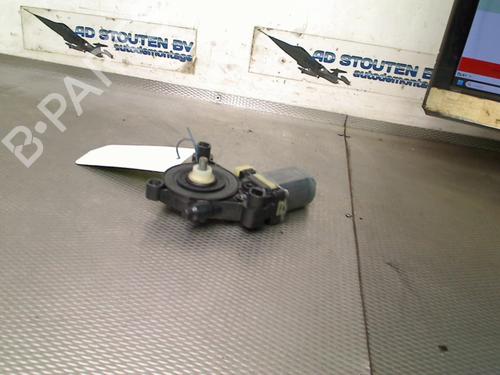 Used Right front window motor SKODA OCTAVIA III Combi (5E5, 5E6) 1.6 TDI (110 hp) 28690731