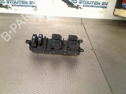 Used Left front window switch LEXUS CT (ZWA10_) 200h (ZWA10_, ZWA10R) (136 hp) 28215327