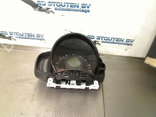 Used Display monitor PEUGEOT 108 1.0 VTi 72 (72 hp) 30774372