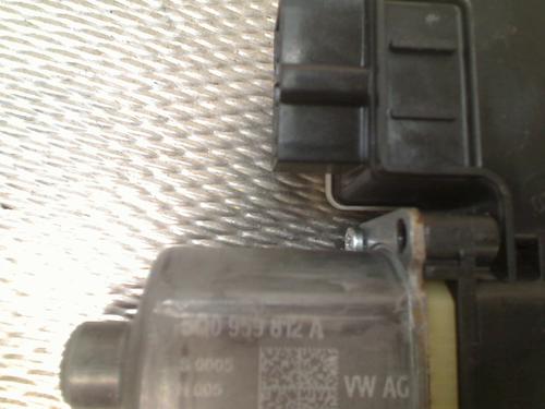 Right rear window motor VW GOLF VII (5G1, BQ1, BE1, BE2) 1.6 TDI | BP29826846E22