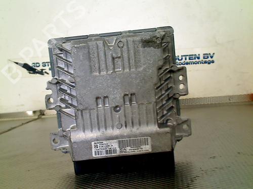 Used Engine control unit (ECU) PEUGEOT 5008 (0U_, 0E_) 1.6 HDi (112 hp) 29189872