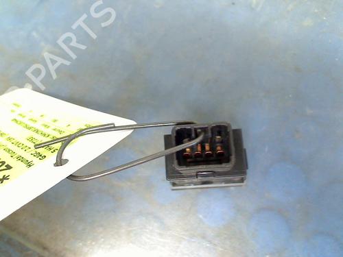 Switch HYUNDAI TUCSON (JM) 2.0 All-wheel Drive | BP21188848I30 