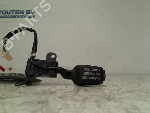 Used Switch KIA CERATO I Hatchback (LD) 2.0 (143 hp) 13125229
