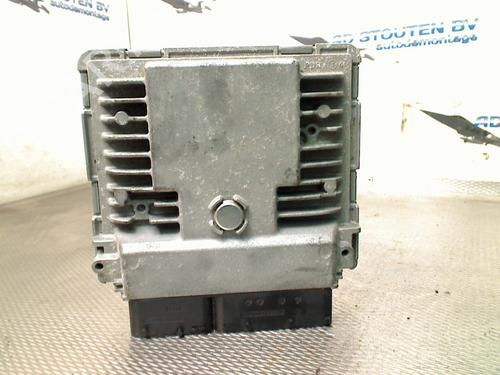 Used Engine control unit (ECU) VW TOURAN (1T3) 1.2 TSI (105 hp) 31331924