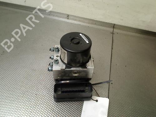 Used ABS pump BMW 3 Touring (F31) 316 i (136 hp) 32982409