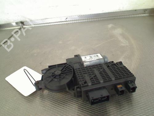 Used Right front window motor Right front window motor 37197723 37197723