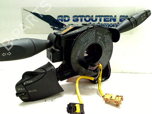 Used Steering column stalk FORD MONDEO III Turnier (BWY) 2.0 16V DI / TDDi / TDCi (90 hp) 11304556