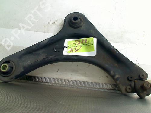 Used Right front suspension arm CITROËN C4 CACTUS 1.2 THP 110 (110 hp) 31014684