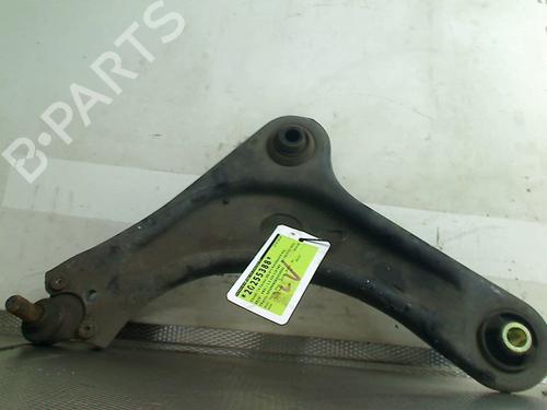 Venstre fortil bærearm CITROËN C4 CACTUS 1.2 THP 110 (110 hp) 31014685