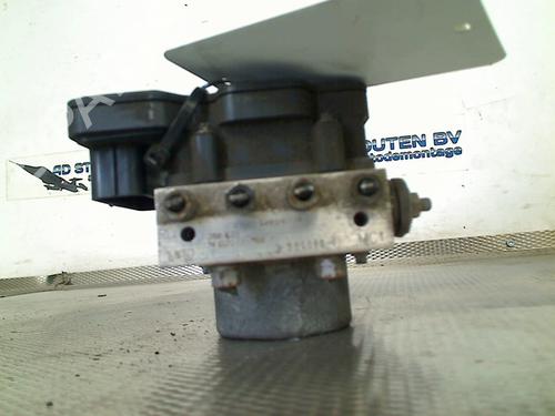 Used ABS pump RENAULT CLIO IV (BH_) 1.5 dCi 90 (90 hp) 28389038