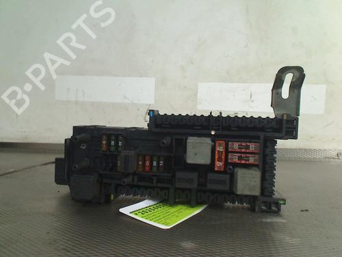 Sicherungskasten für MERCEDES-BENZ E-CLASS Coupe (C207) E 350 CGI (207.357) (292 hp) 31045952