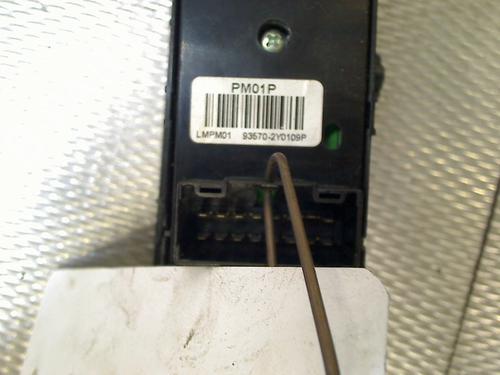 Left front window switch HYUNDAI ix35 (LM, EL, ELH) 2.0 | BP39961110I27 - Image 4
