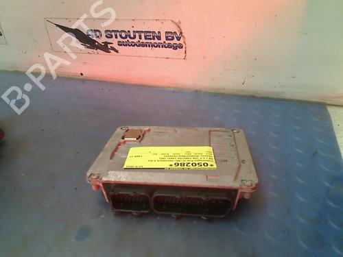 Used Engine control unit (ECU) VW POLO II (86C, 80) 1.3 Cat (55 hp) 27867958