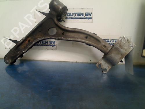 Used Right front suspension arm MERCEDES-BENZ B-CLASS Sports Tourer (W246, W242) B 220 CDI / d (246.203) (170 hp) 13720368