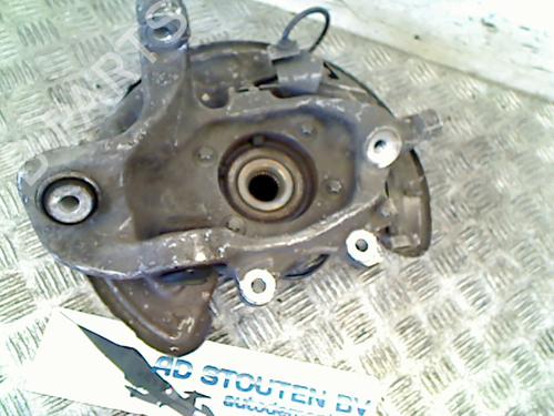 Used Right rear steering knuckle MERCEDES-BENZ C-CLASS (W205) C 180 (205.040, 205.140) (156 hp) 11258986