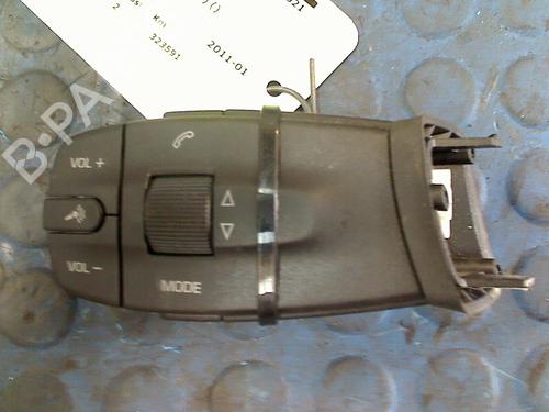 Used Switch SEAT IBIZA IV (6J5, 6P1) 1.2 TDI (75 hp) 13359276