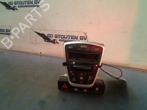 Used Climate control RENAULT LAGUNA III (BT0/1) 2.0 16V Turbo (170 hp) 13740460
