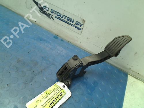 Used Pedal TOYOTA YARIS (_P13_) 1.5 Hybrid (NHP130_) (101 hp) 13508562