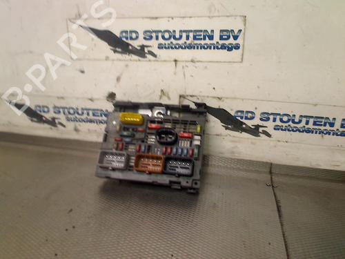 Used Fuse box CITROËN BERLINGO Box Body/MPV (B9) 1.6 HDi 90 (90 hp) 29851344