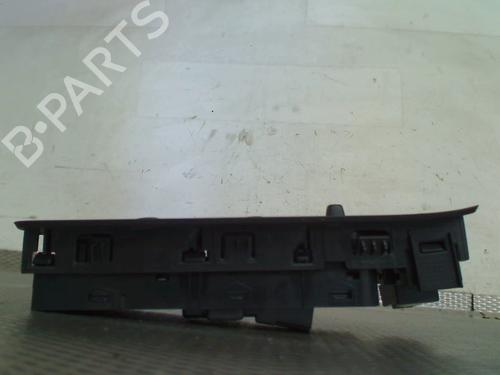 Switch VOLVO V40 Hatchback (525) T2 | BP39577921I30 - Image 4