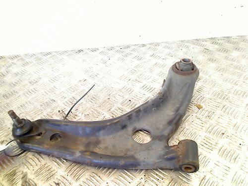 Used Right front suspension arm TOYOTA VERSO S (_P12_) 1.33 (NSP120_) (99 hp) 11259510