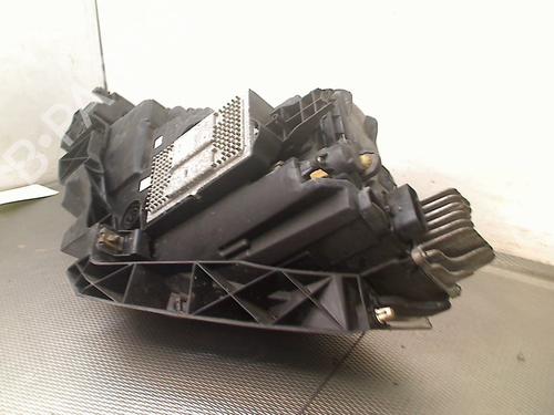 Right headlight SEAT LEON ST (5F8) 1.4 TSI | BP32228864C29 