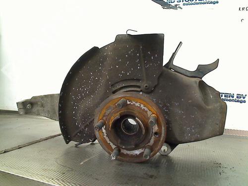 Used Right front steering knuckle LAND ROVER RANGE ROVER IV (L405) 3.0 TDV6 4x4 (258 hp) 29425364