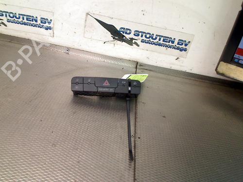 Used Warning switch SEAT IBIZA IV ST (6J8, 6P8) 1.2 TDI (75 hp) 26737551