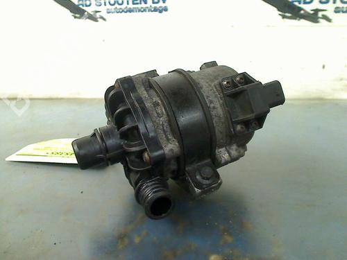 Used Auxiliary water pump Auxiliary water pump 22599992 22599992