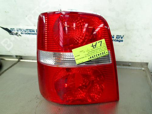 Venstre baglygte VW TOURAN (1T1, 1T2) 1.6 FSI | BP29811966C34 