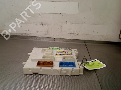 Used Fuse box FORD FOCUS III Turnier 1.0 EcoBoost (100 hp) 31927487