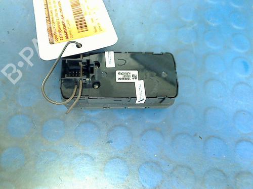 Left front window switch OPEL VECTRA C Estate (Z02) 2.2 direct (F35) | BP33840088I27 - Image 2