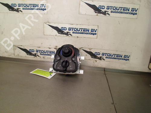 AC Styreenhet / Manøvreringsenhet TOYOTA AYGO (_B4_) 1.0 VVTi (KGB40) (72 hp) 31033890