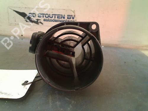 Used Mass air flow sensor MERCEDES-BENZ SPRINTER 3,5-t Van (B906) 313 CDI (906.631, 906.633, 906.635, 906.637) (129 hp) 13710246