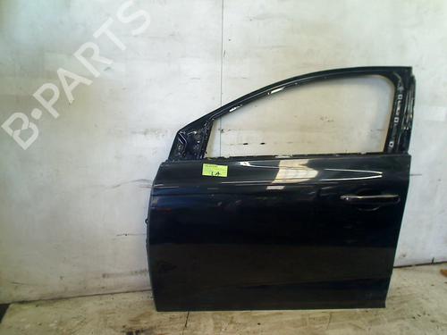 left-front-door-renault-megane-iv-hatchback-b9amn_-2015-39668198 main image