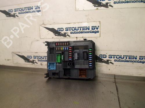 Used Fuse box PEUGEOT 308 II (LB_, LP_, LW_, LH_, L3_) 1.6 HDi (92 hp) 30459250