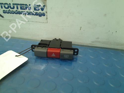 Used Warning switch DAIHATSU CUORE VII (L275_, L285_, L276_) 1.0 (L276) (70 hp) 13126842