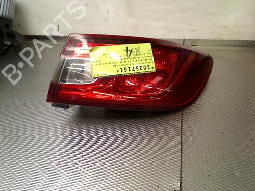 right-taillight-renault-clio-iv-bh_-2012-2013-2014-2015-2016-2017-2018-2019-2020-2021-33811769 main image