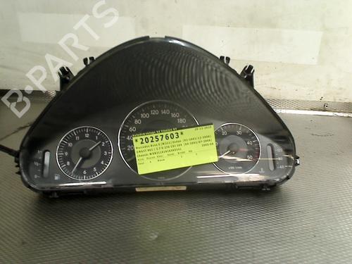 Display Display MERCEDES-BENZ E-CLASS (W211) E 270 CDI (211.016) (177 hp) 33840129 33840129