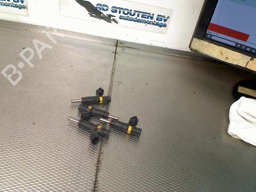 Used Injector MINI MINI (R56) Cooper (120 hp) 25488039