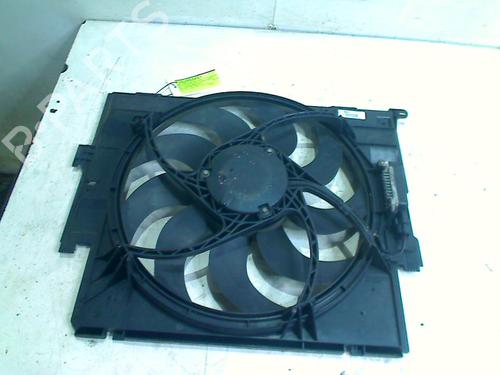 Used Radiator fan BMW 3 Touring (F31) 316 i (136 hp) 32982415