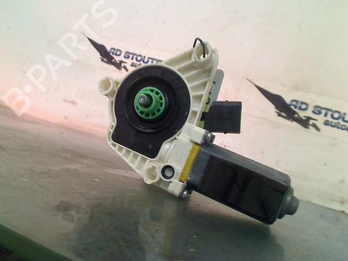Left rear window motor MERCEDES-BENZ CLA Shooting Brake (X117) CLA 200 CDI / d (117.908) | BP17834988E23 