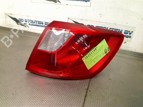 Used Right taillight SEAT IBIZA IV ST (6J8, 6P8) 1.2 TDI (75 hp) 27216808