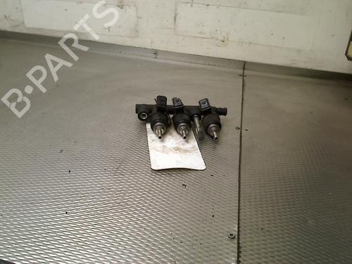 Used Injection rail Injection rail VOLVO XC90 I (275) T6 AWD (272 hp) 33421869 33421869