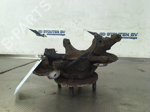 Used Left front steering knuckle MITSUBISHI COLT VI (Z3_A, Z2_A) 1.1 (Z31A, Z32A) (75 hp) 31668256