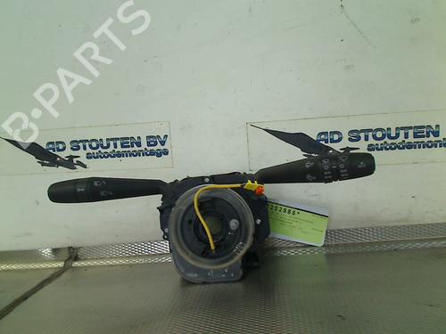 Używane Przełącznik zespolony kolumny kierowniczej JEEP RENEGADE SUV (BU, B1, BV) 1.4 (136 hp) 29988521