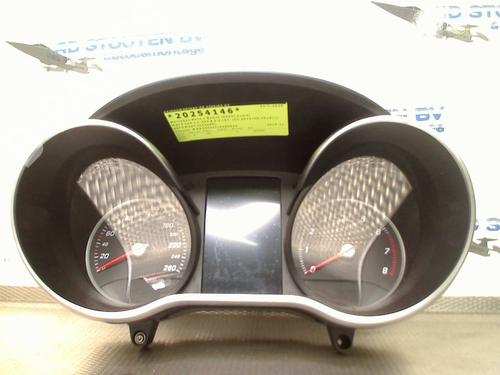 Used Instrument cluster Instrument cluster 33976522 33976522