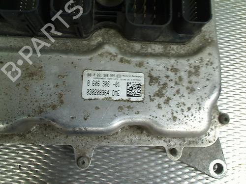 Engine control unit (ECU) BMW 5 (F10) 520 i | BP36432137M57 - Image 2